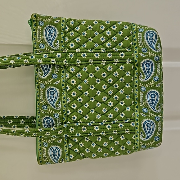 Vera Bradley Green Floral Paisley Bag!!! - Picture 4 of 16